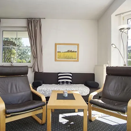 Nah Am Meer, Ruhige Lage, Gratis Nutzung Vom Ahoi Erlebnisbad Und Sauna In Sellin - Haus Inselblick 02 Goehren (Ruegen)