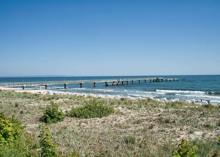 Nah Am Meer, Ruhige Lage, Gratis Nutzung Vom Ahoi Erlebnisbad Und Sauna In Sellin - Haus Inselblick 02 Göhren